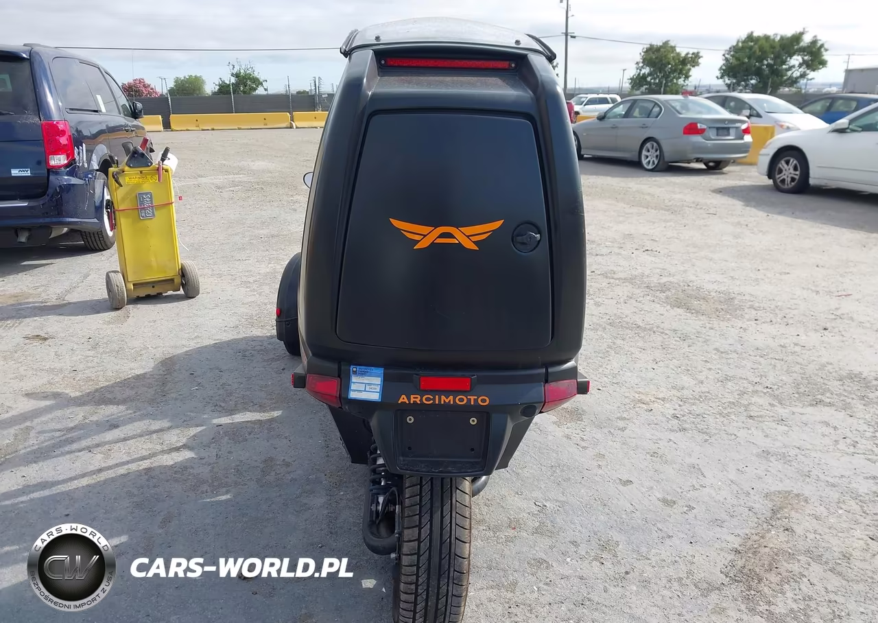 2019 Arcimoto Electric VIN:7F7ATR31XKER00052 - 6