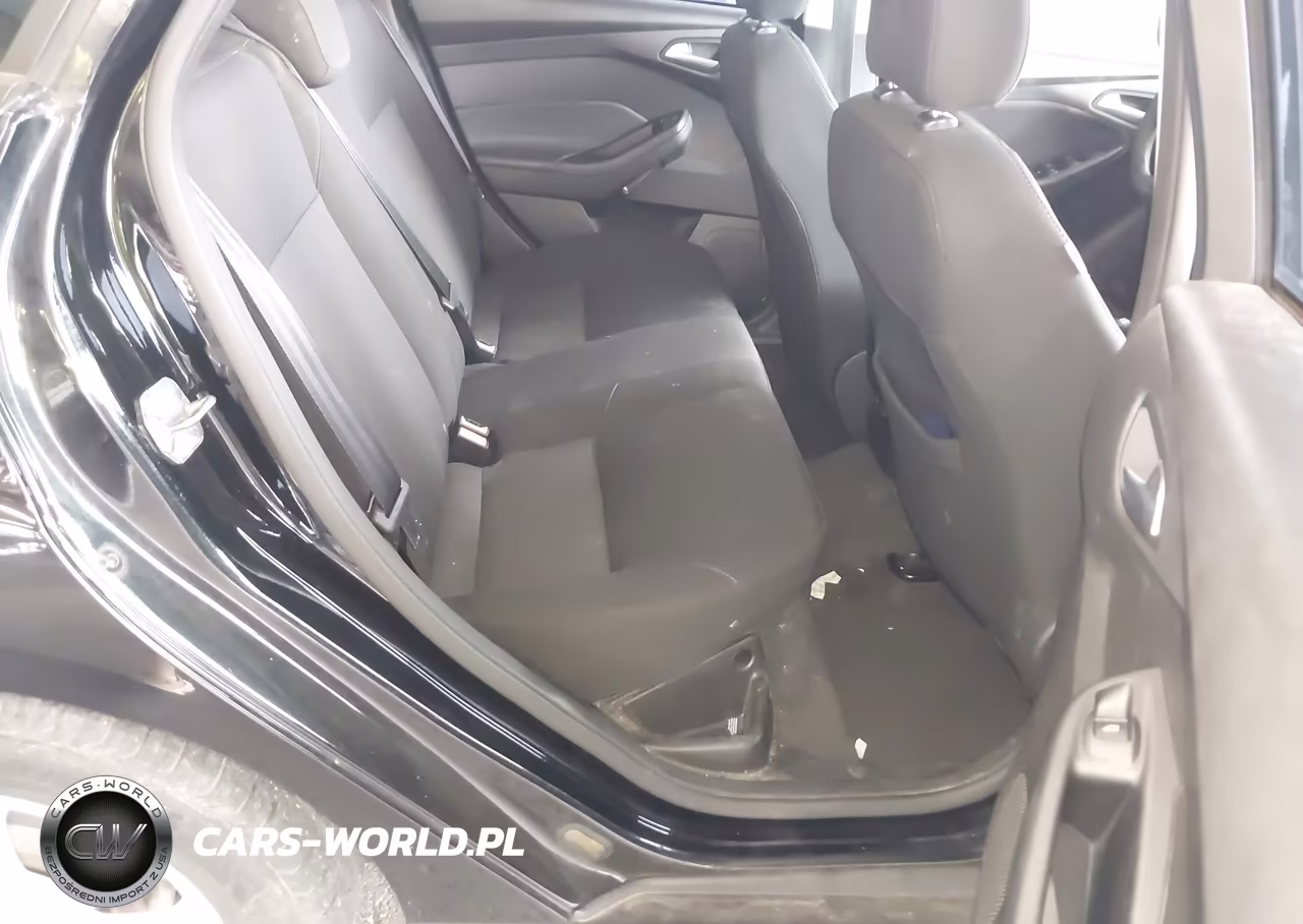 2016 Ford Focus Se VIN:1FADP3F28GL205166 - 8