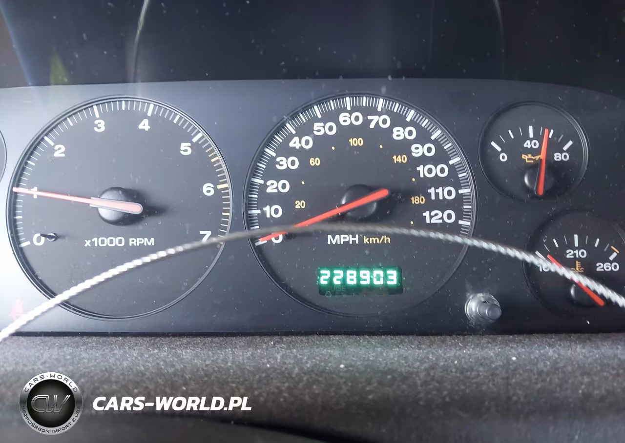 2000 Jeep Grand Cherokee Laredo VIN:1J4G248S5YC370886 - 7