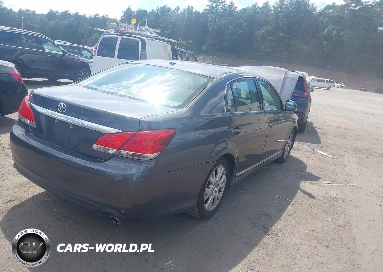 2011 Toyota Avalon VIN:4T1BK3DB8BU424727 - 4