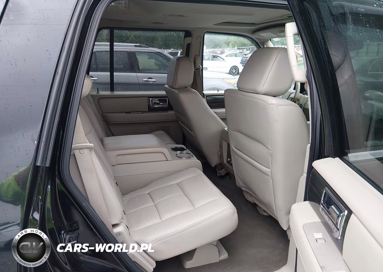 2007 Lincoln Navigator Ultimate VIN:5LMFU27507LJ21091 - 8