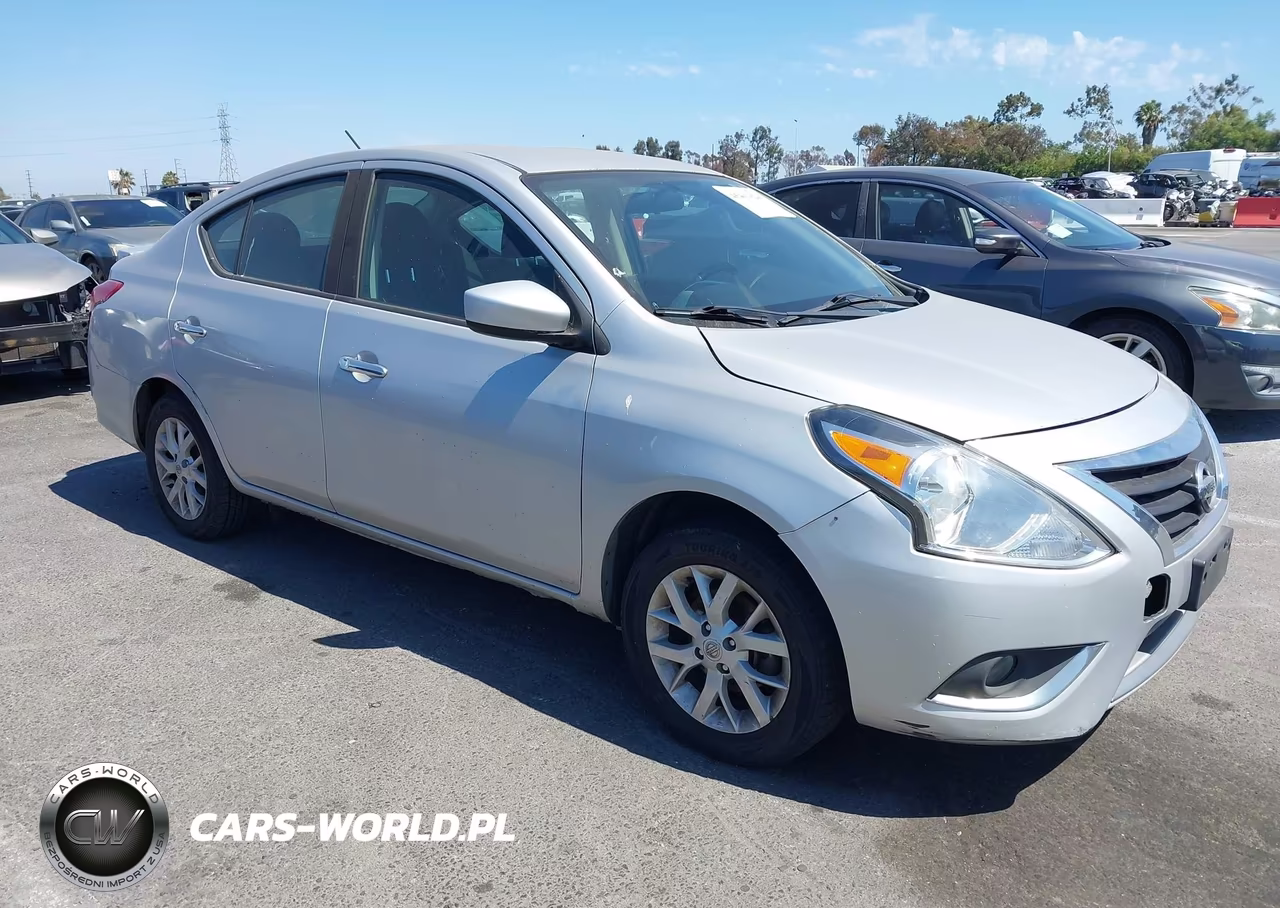 2018 Nissan Versa 1.6 Sv – zdjęcie 1 z 11