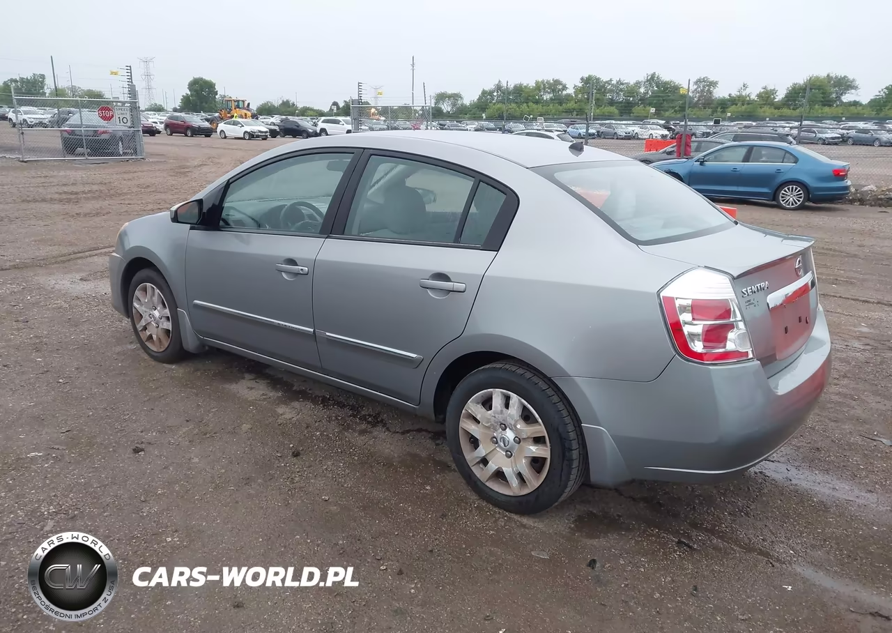 2010 Nissan Sentra 2.0S VIN:3N1AB6AP3AL712331 - 3