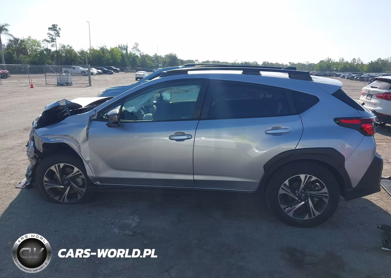 2025 Subaru Crosstrek Premium VIN:JF2GUHDC7S8260438 - 14