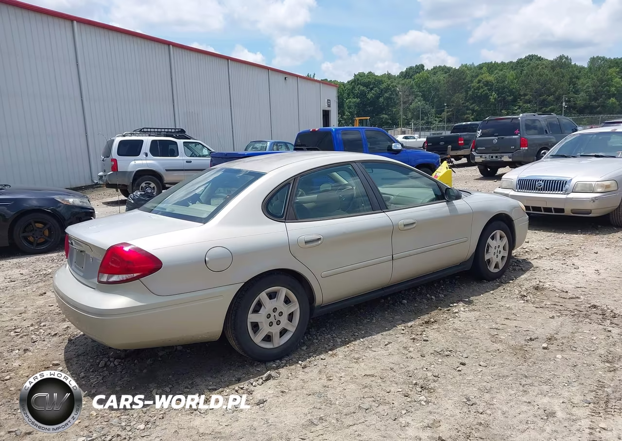 2007 Ford Taurus Se VIN:1FAFP53U47A119732 - 4