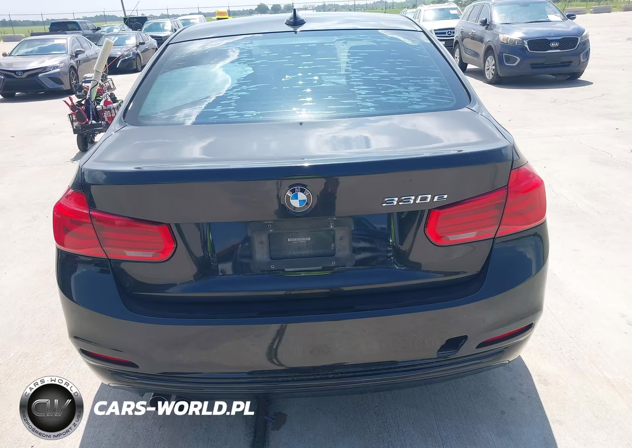 2017 BMW 330E Iperformance VIN:WBA8E1C35HA029383 - 16