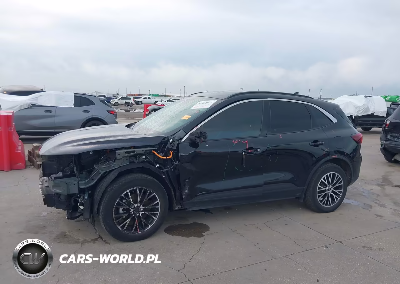 2023 Ford Escape Phev VIN:1FMCU0E10PUB30765 - 6