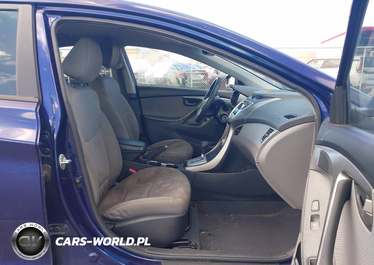 2012 Hyundai Elantra Gls VIN:5NPDH4AE3CH103304 - 5