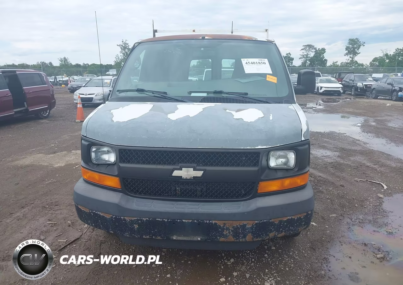 2010 Chevrolet Express 2500 Work Van VIN:1GCZGFDA0A1113130 - 12