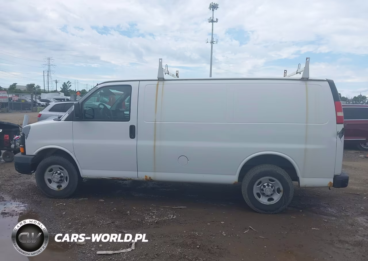 2010 Chevrolet Express 2500 Work Van VIN:1GCZGFDA0A1113130 - 14