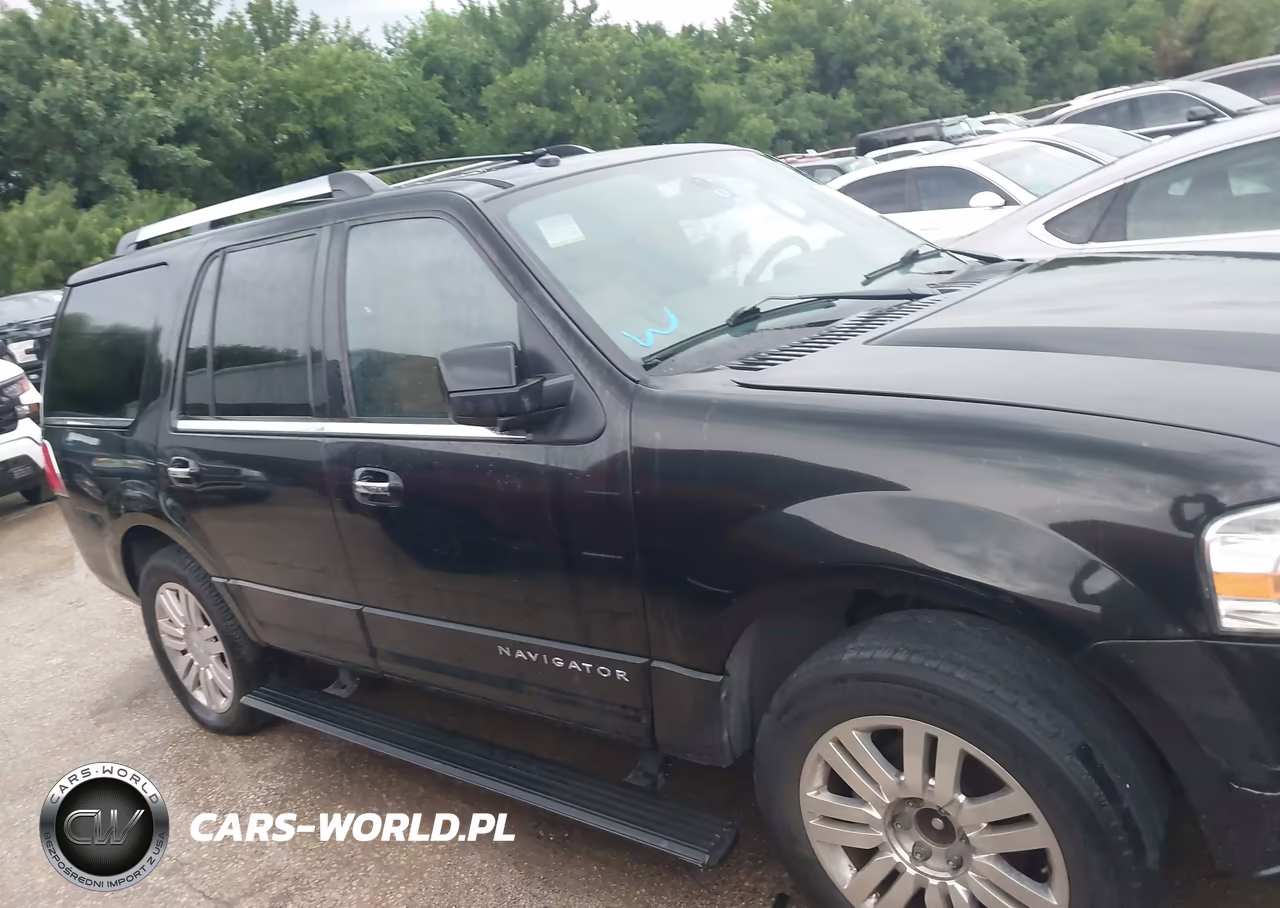 2011 Lincoln Navigator VIN:5LMJJ2J51BEJ04681 - 12