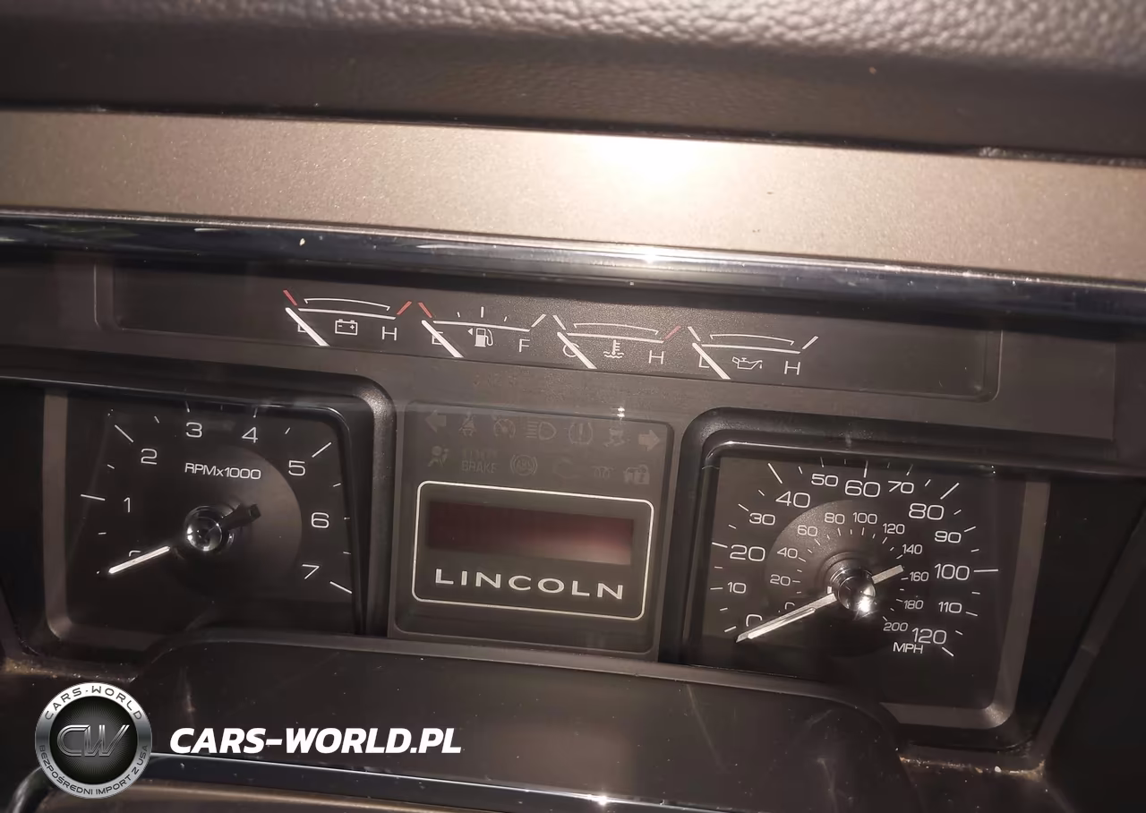 2011 Lincoln Navigator VIN:5LMJJ2J51BEJ04681 - 14