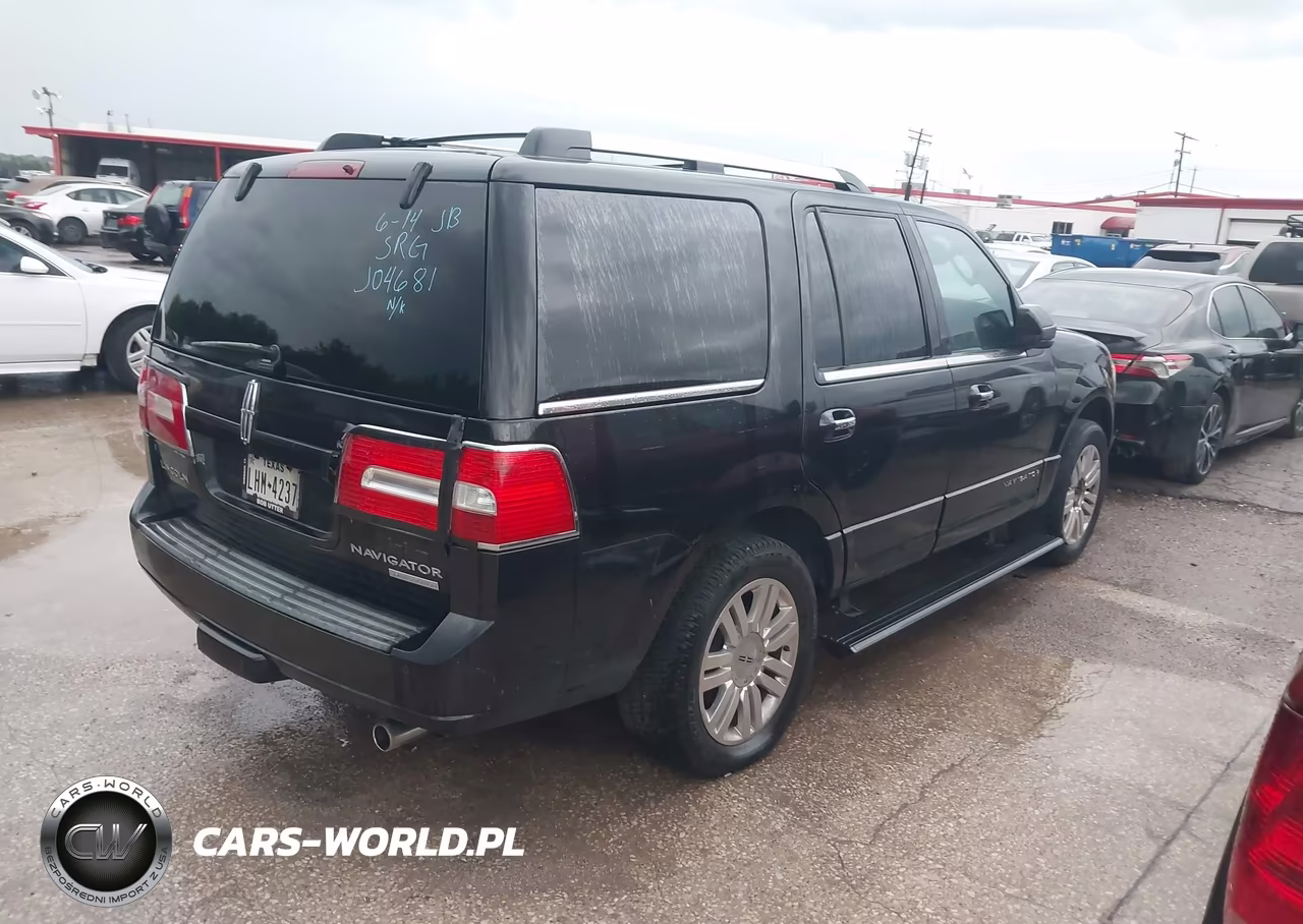 2011 Lincoln Navigator VIN:5LMJJ2J51BEJ04681 - 4