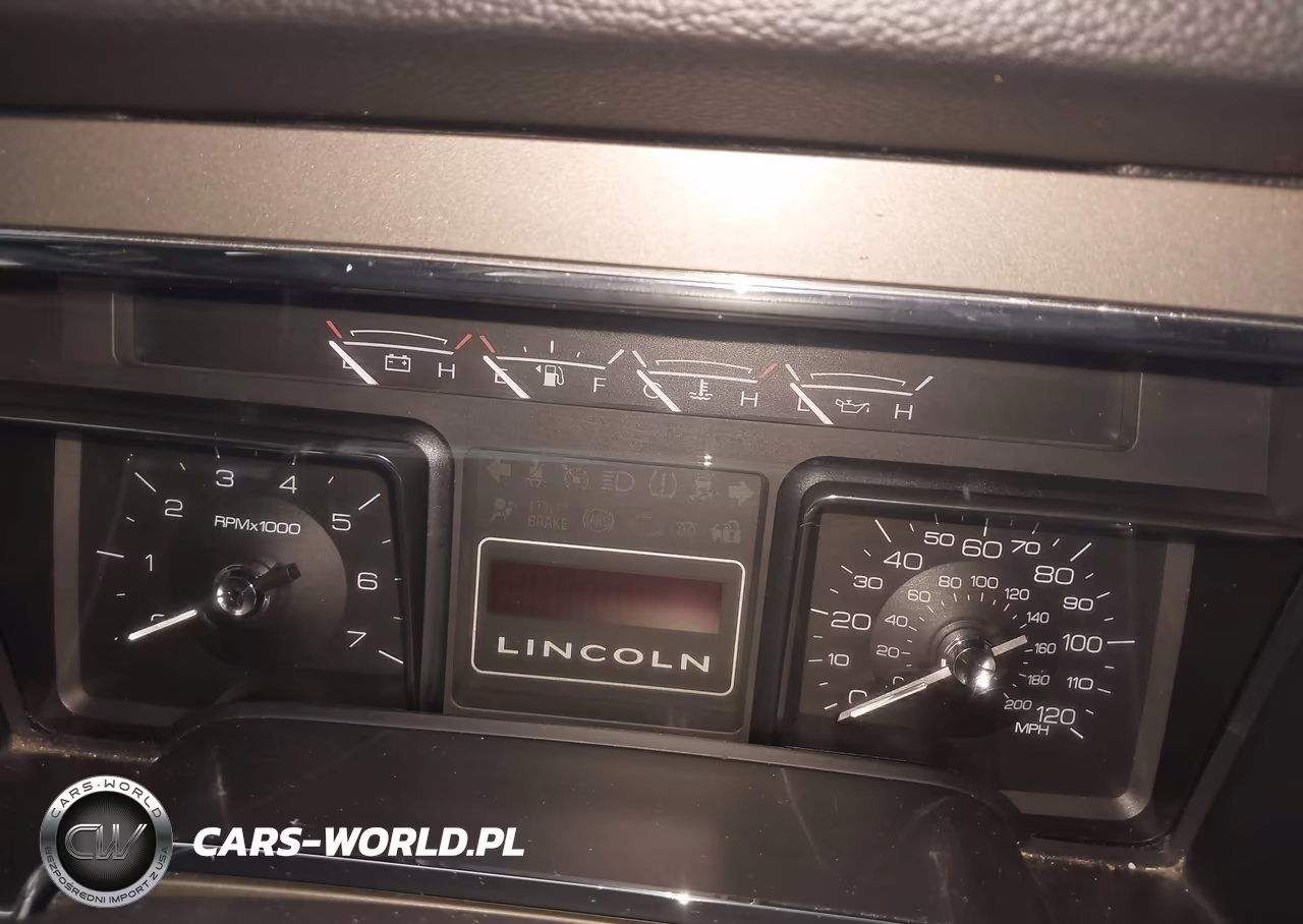 2011 Lincoln Navigator VIN:5LMJJ2J51BEJ04681 - 7