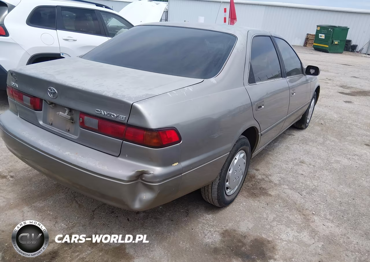 1999 Toyota Camry Le VIN:JT2BG22K8X0296466 - 4