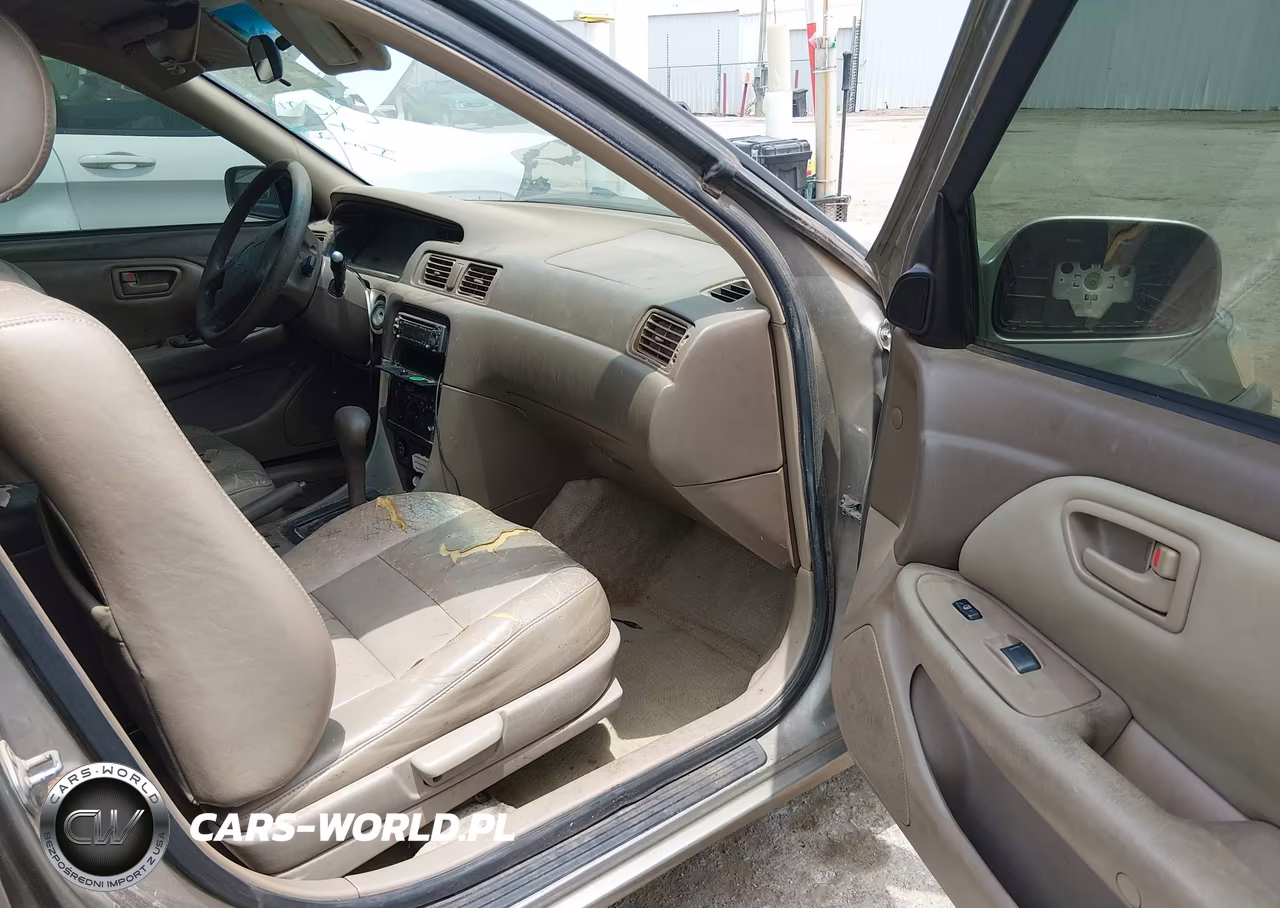 1999 Toyota Camry Le VIN:JT2BG22K8X0296466 - 5