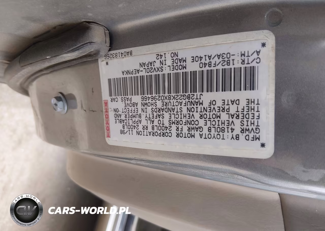 1999 Toyota Camry Le VIN:JT2BG22K8X0296466 - 9