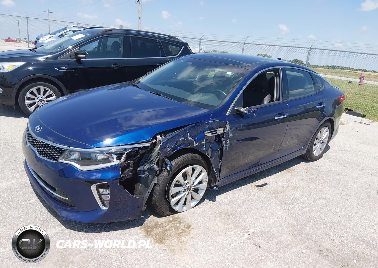 2018 Kia Optima S VIN:5XXGT4L37JG247356 - 2