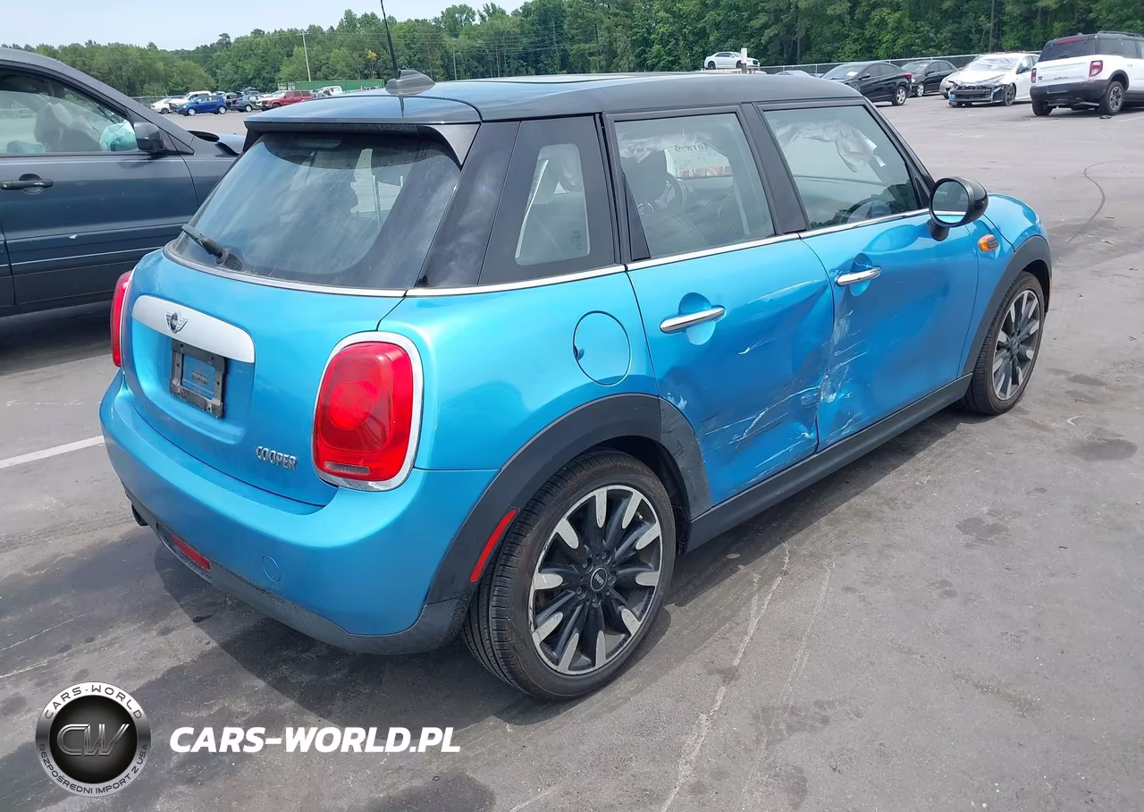 2015 Mini Hardtop Cooper VIN:WMWXS5C50FT832228 - 4