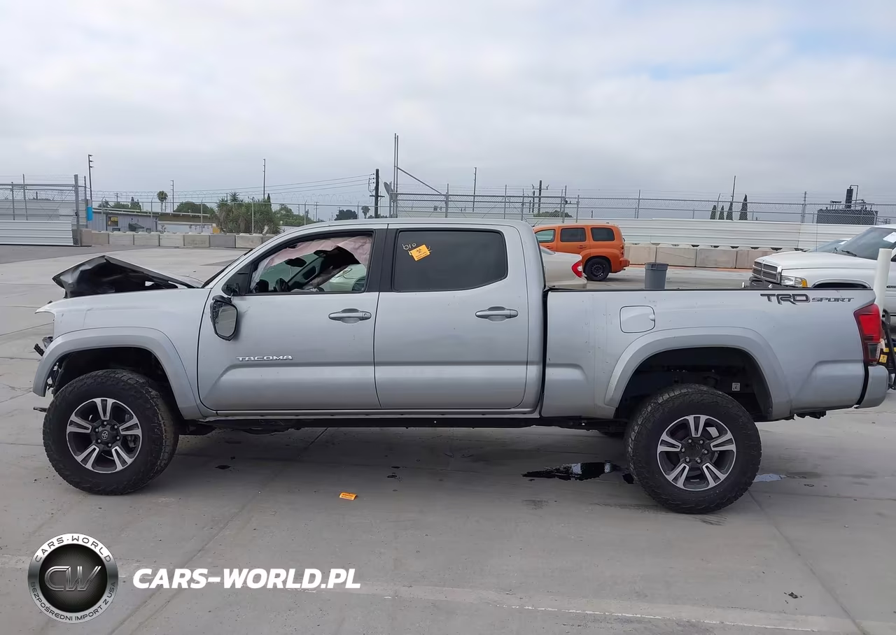 2018 Toyota Tacoma VIN:3TMBZ5DN8JM014518 - 14