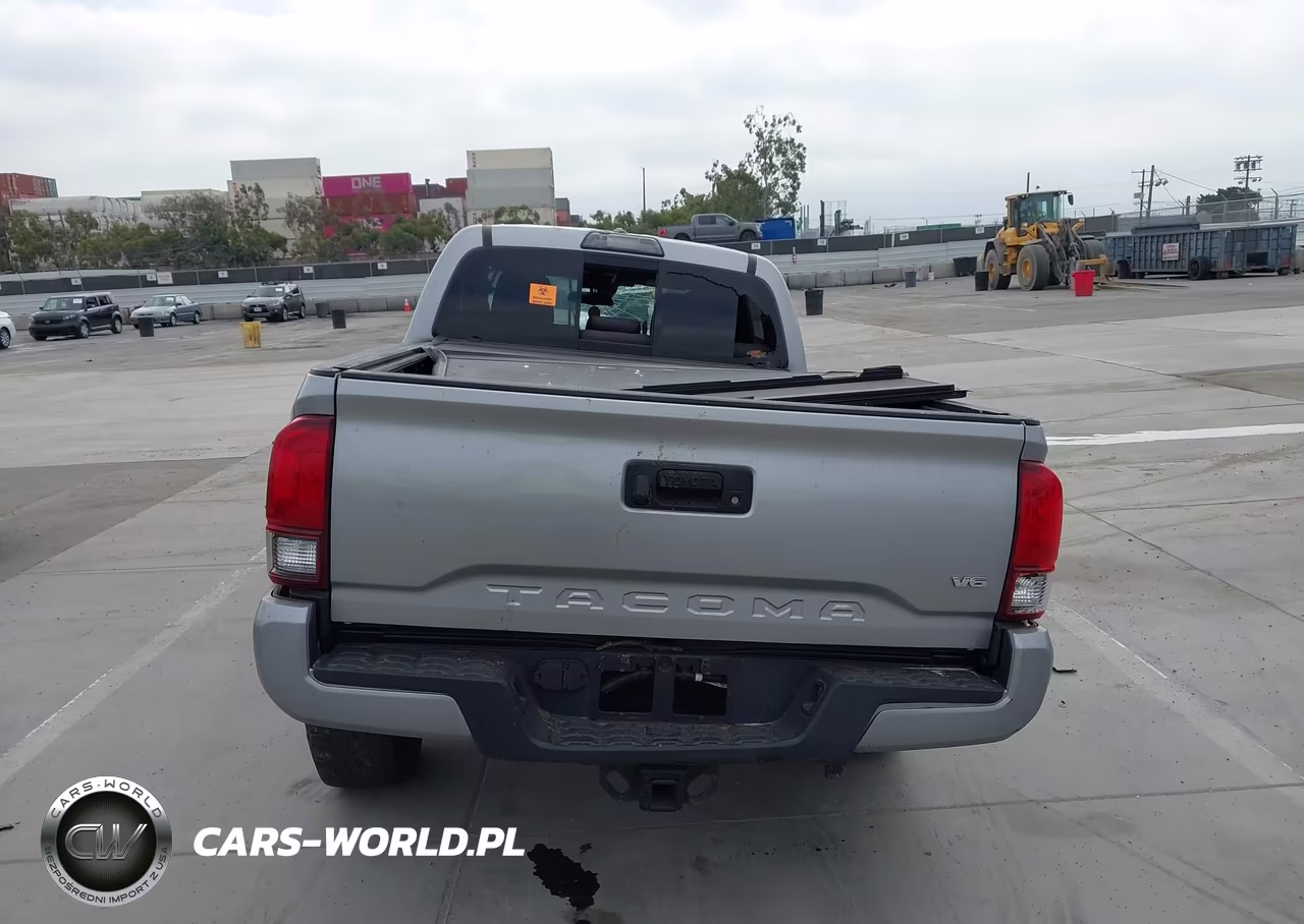 2018 Toyota Tacoma VIN:3TMBZ5DN8JM014518 - 16