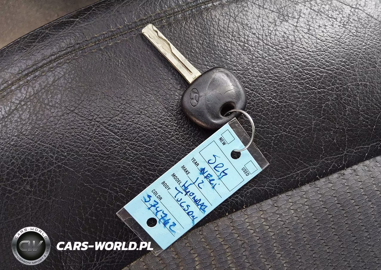 2012 Hyundai Tucson Gls VIN:KM8JU3AC5CU374762 - 11