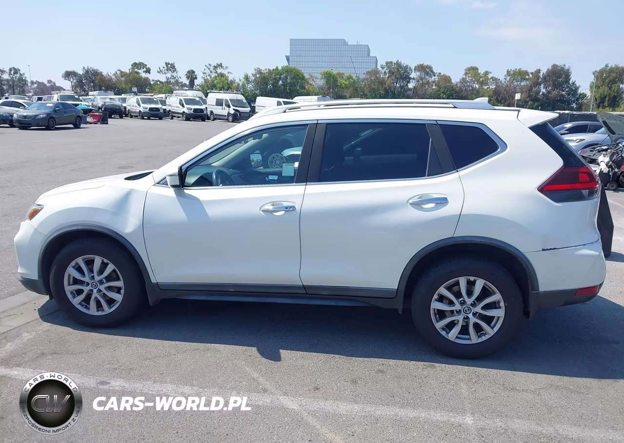 2018 Nissan Rogue Sv VIN:KNMAT2MT0JP559746 - 13