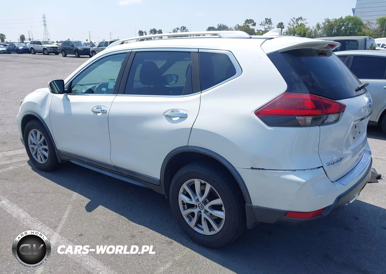 2018 Nissan Rogue Sv VIN:KNMAT2MT0JP559746 - 3