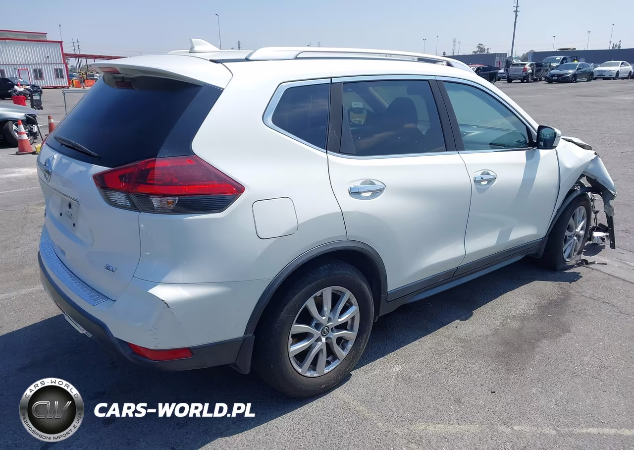 2018 Nissan Rogue Sv VIN:KNMAT2MT0JP559746 - 4
