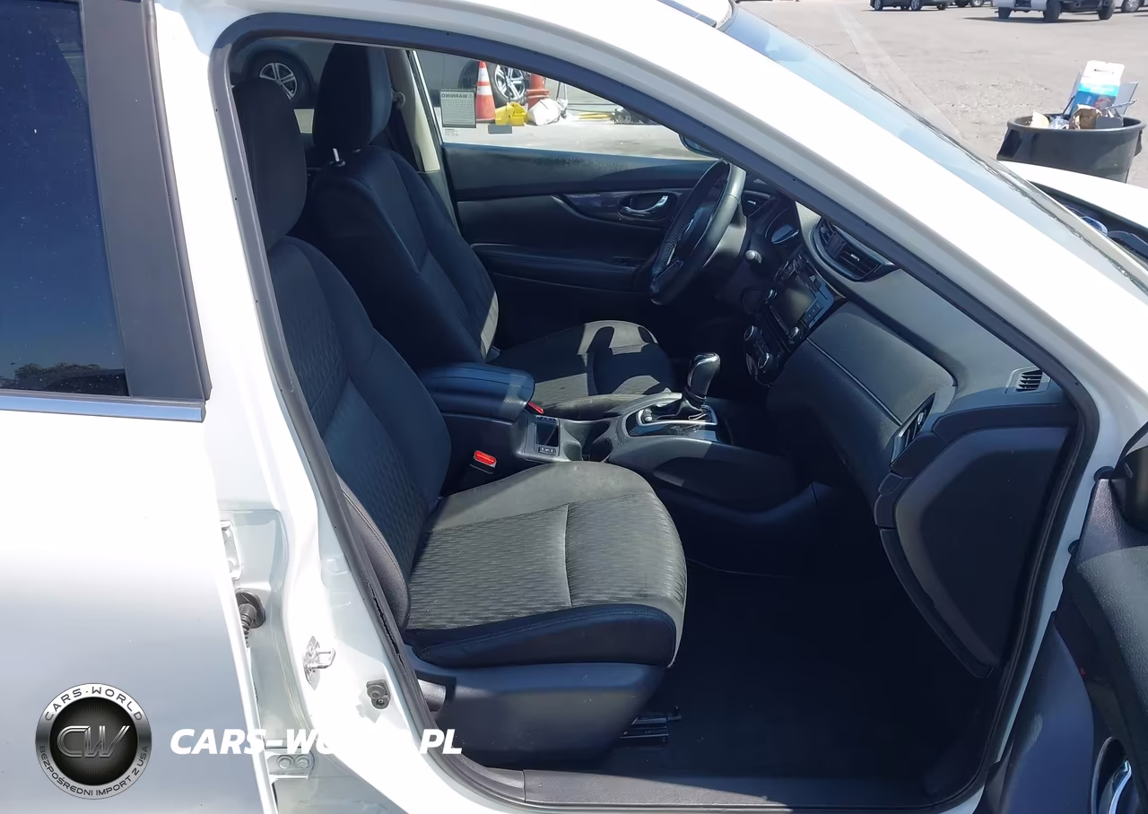 2018 Nissan Rogue Sv VIN:KNMAT2MT0JP559746 - 5