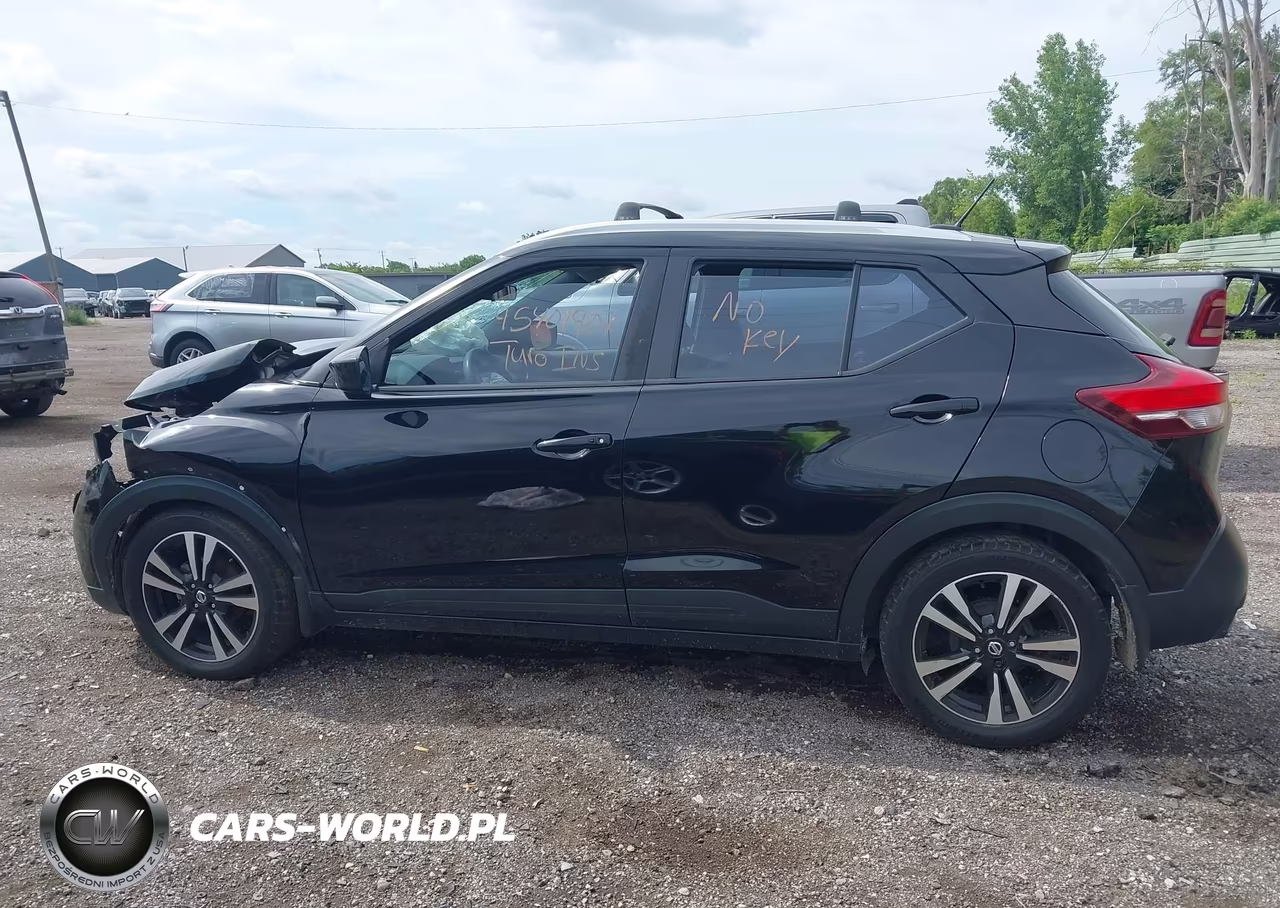 2019 Nissan Kicks Sv VIN:3N1CP5CU8KL518838 - 13