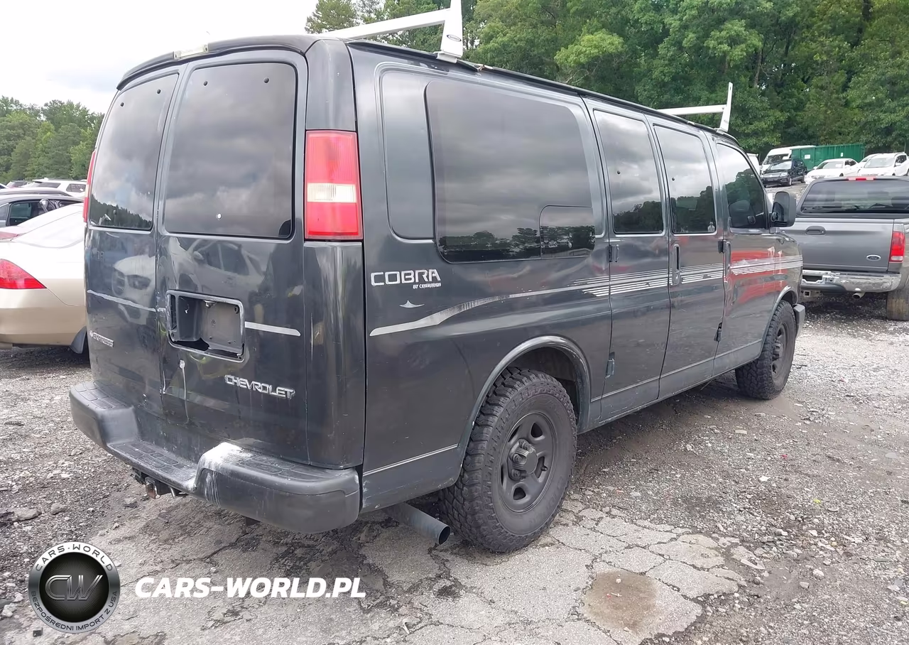 2003 Chevrolet Express Upfitter VIN:1GBFG15T331168913 - 4