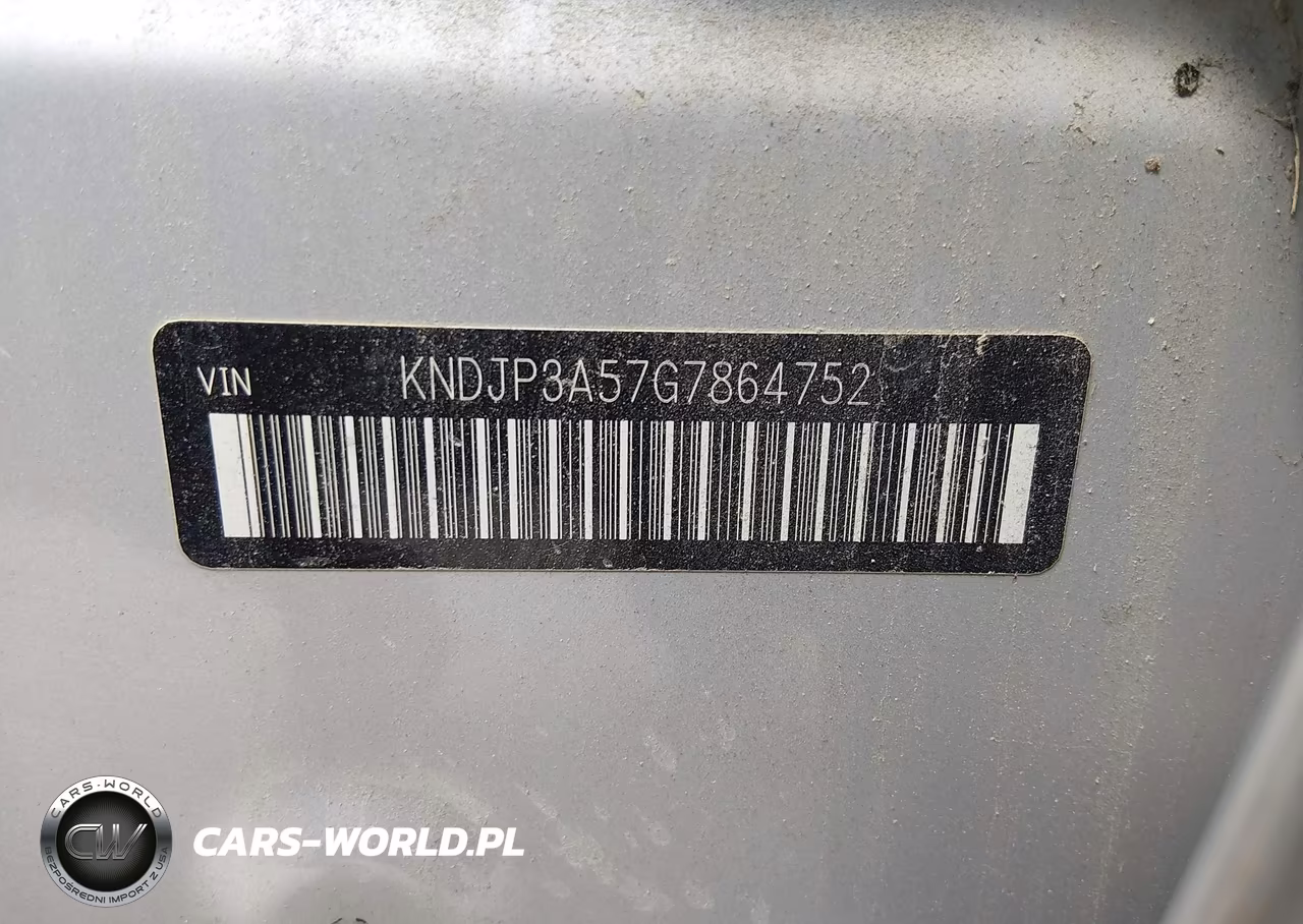 2016 Kia Soul + VIN:KNDJP3A57G7864752 - 9