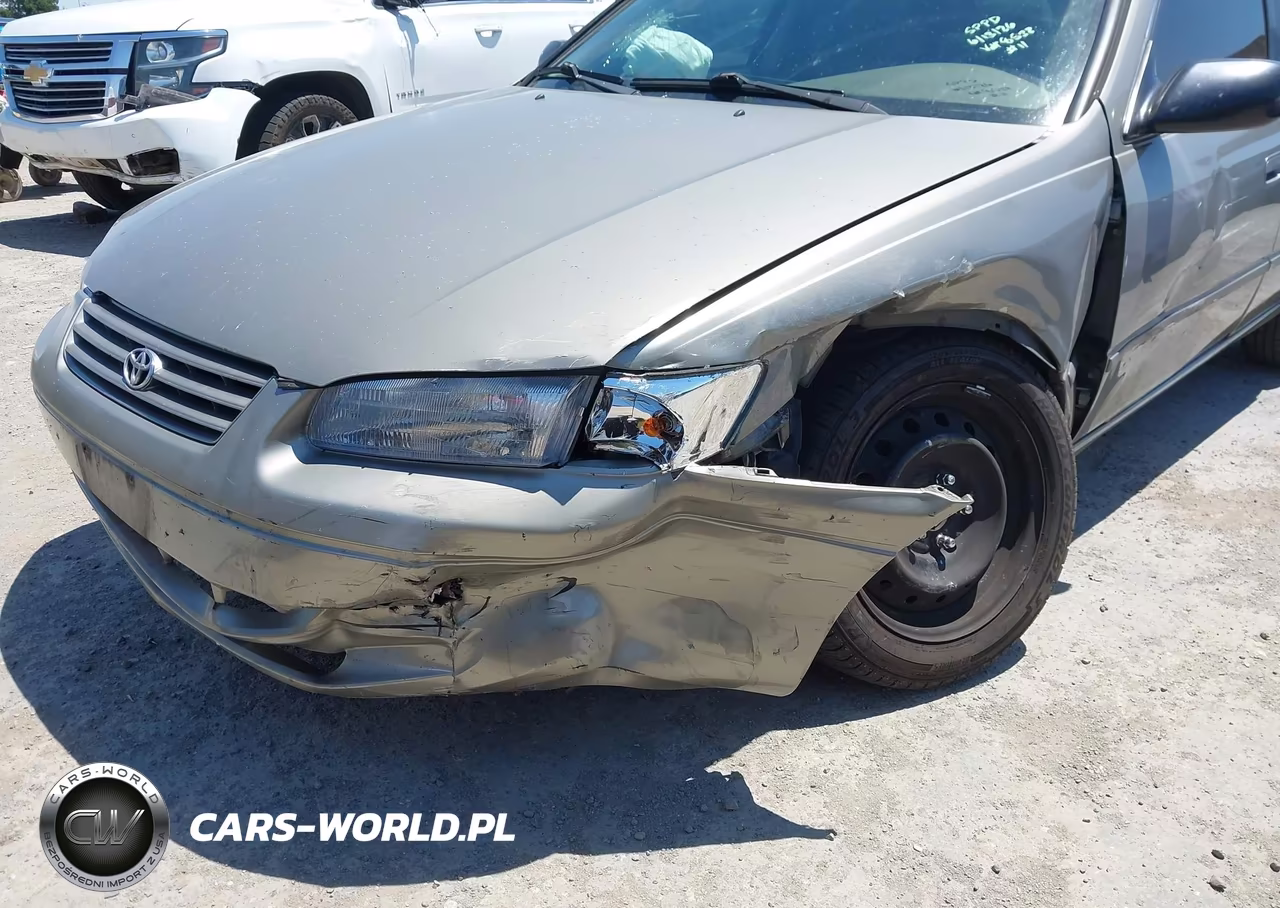 1998 Toyota Camry Le VIN:JT2BG22K7W0118532 - 13
