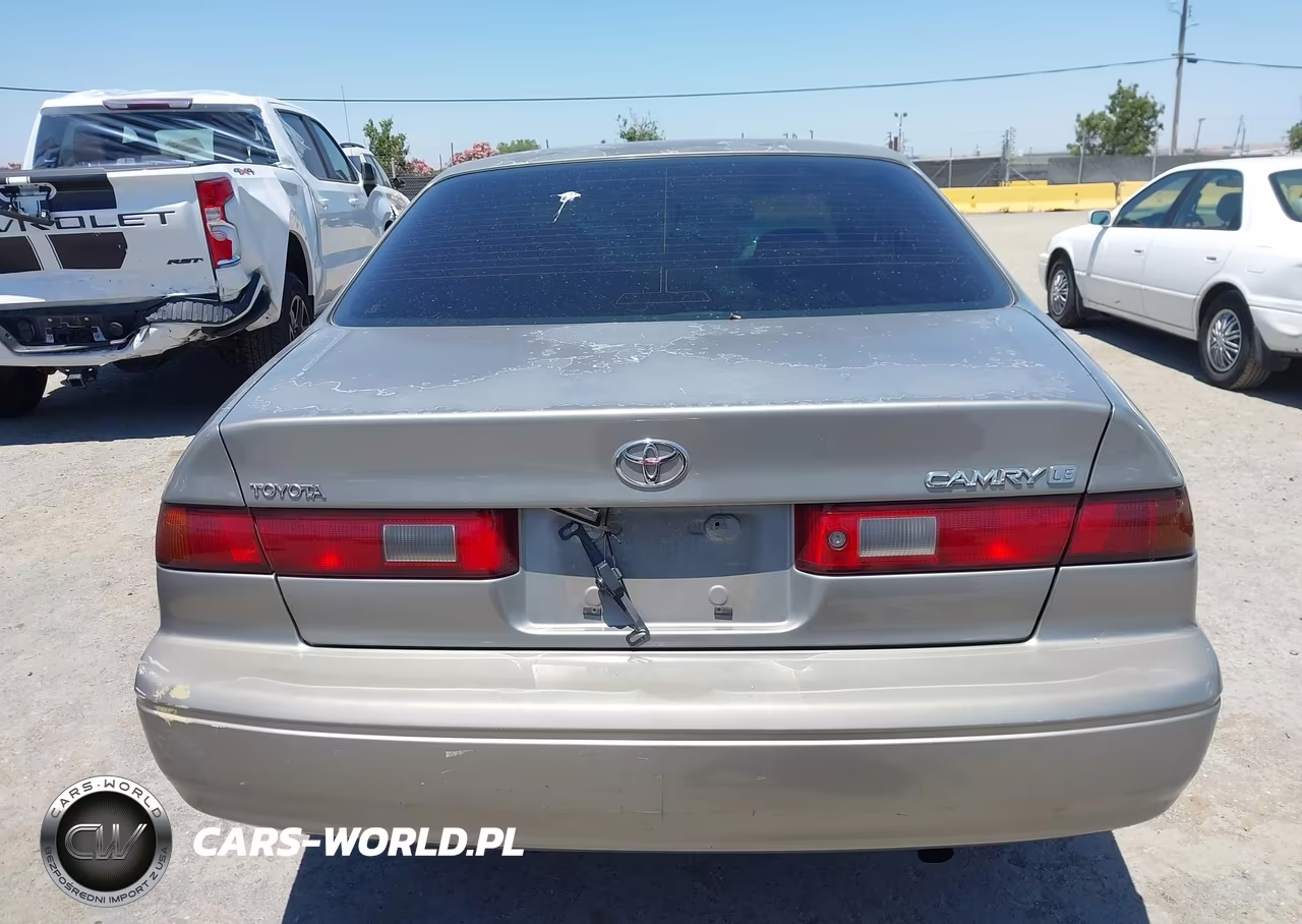 1998 Toyota Camry Le VIN:JT2BG22K7W0118532 - 18