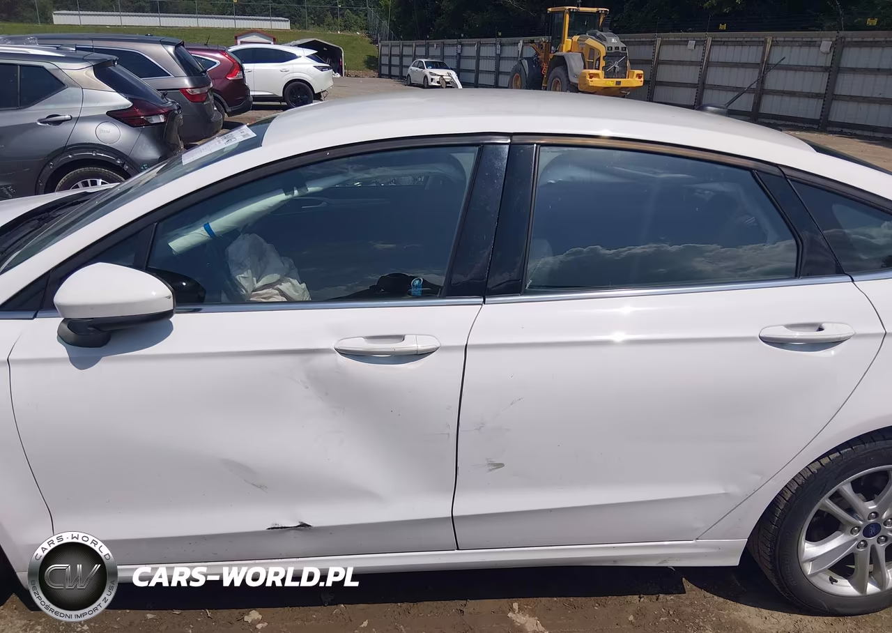 2018 Ford Fusion Se VIN:3FA6P0H75JR266337 - 15