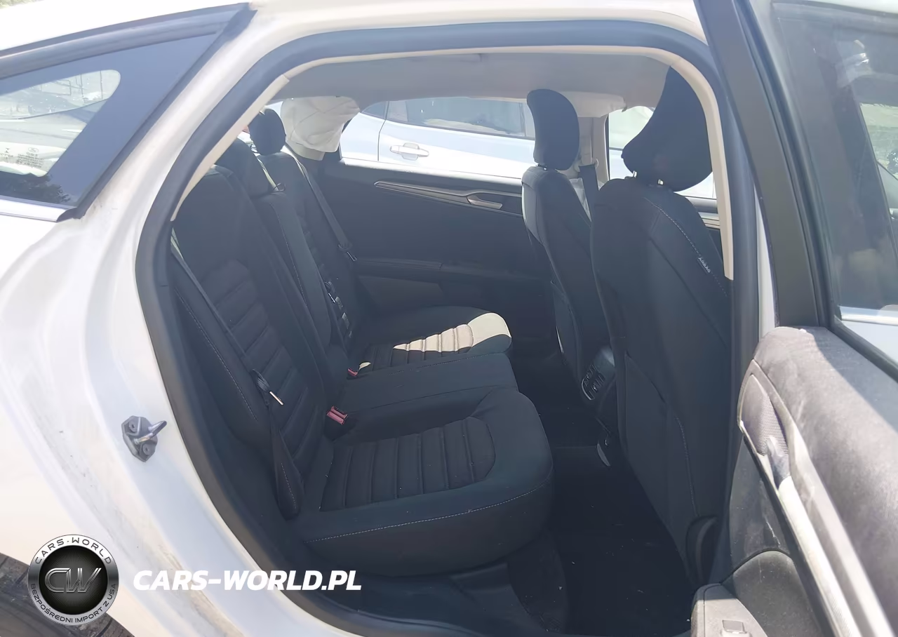 2018 Ford Fusion Se VIN:3FA6P0H75JR266337 - 8