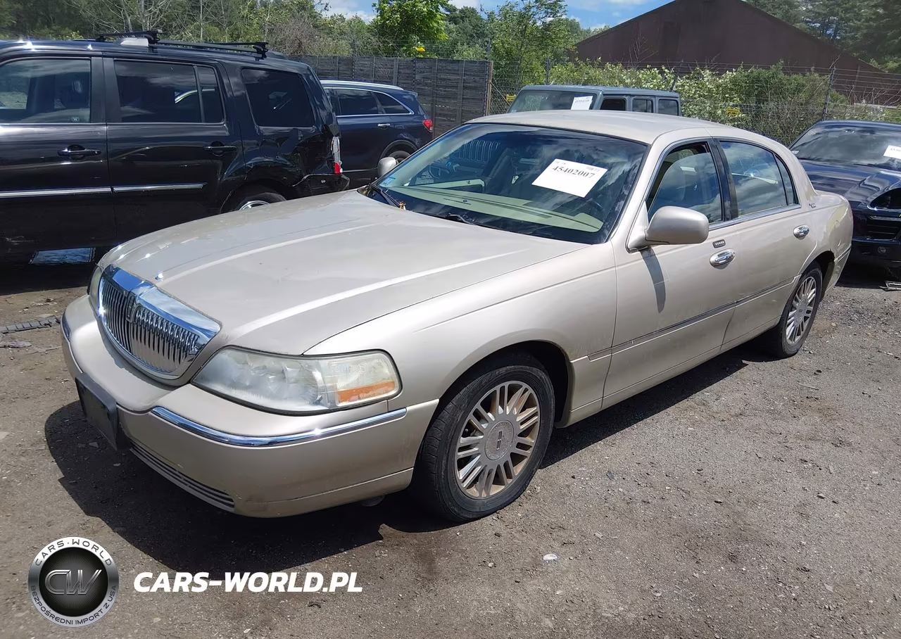 2007 Lincoln Town Car Signature Limited VIN:1LNHM82W17Y604851 - 2
