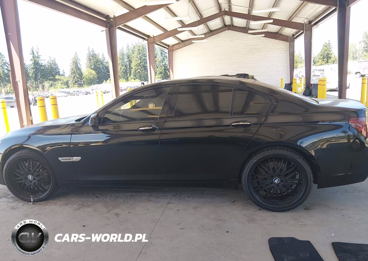 2010 BMW 750I VIN:WBAKA8C53ACY35924 - 14