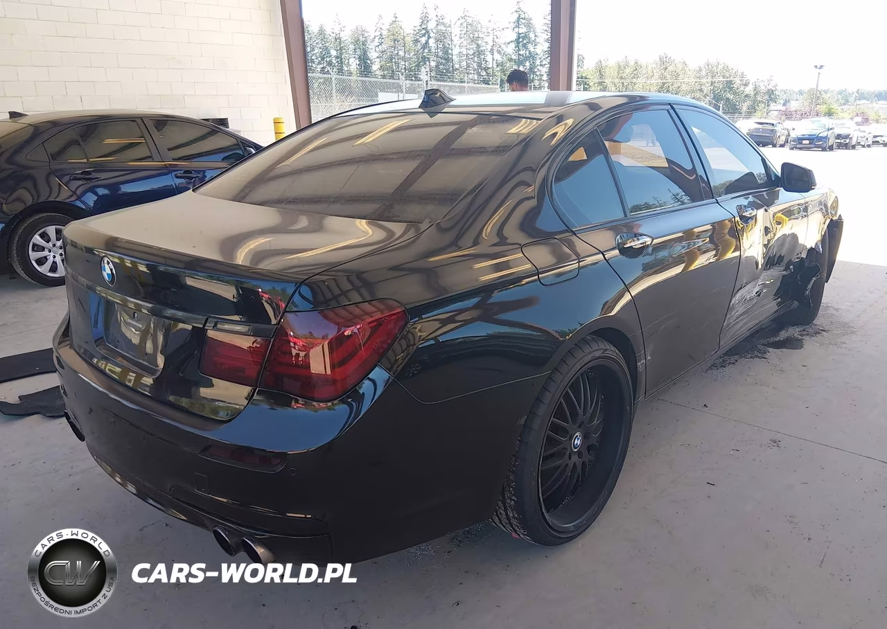 2010 BMW 750I VIN:WBAKA8C53ACY35924 - 4