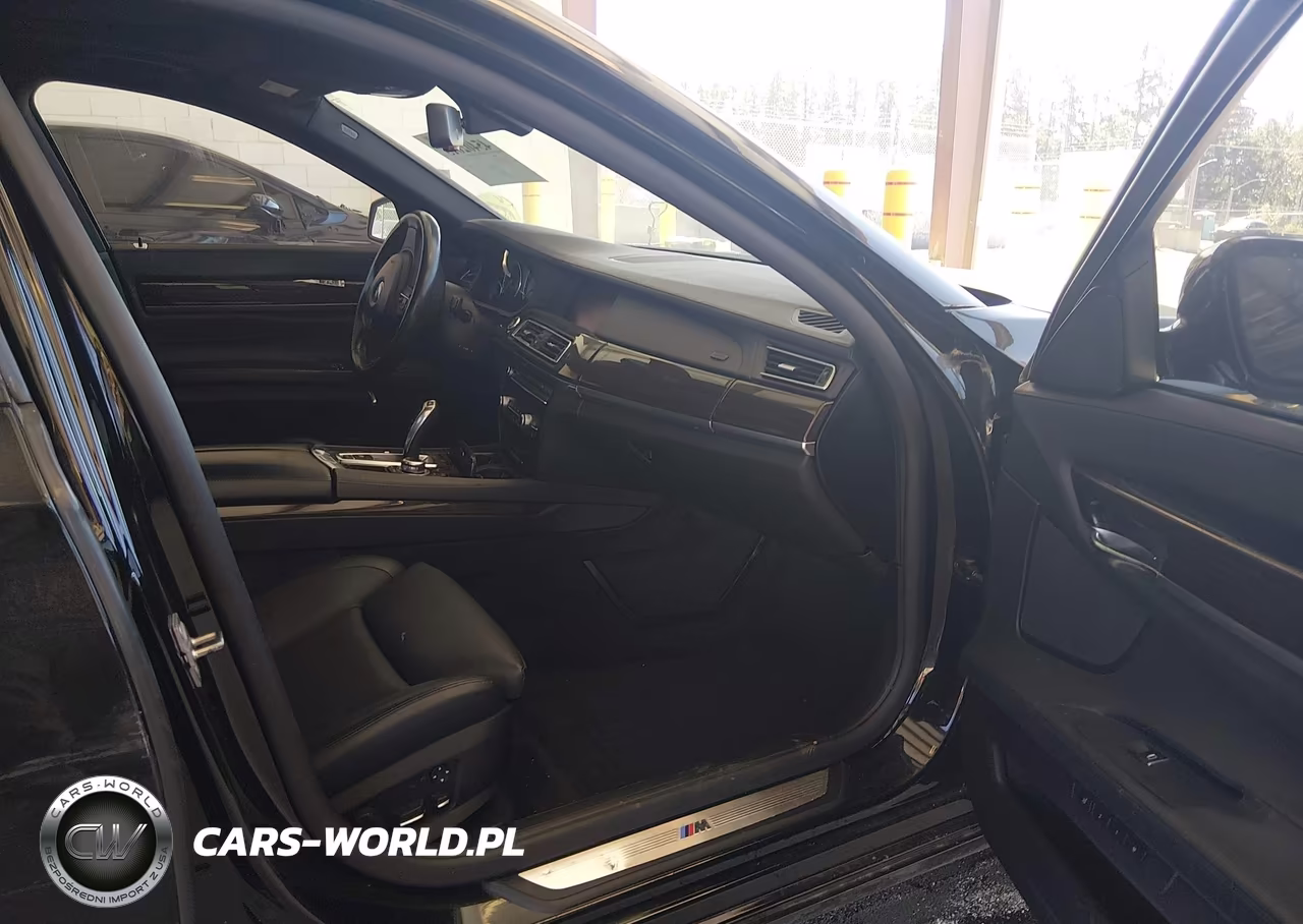 2010 BMW 750I VIN:WBAKA8C53ACY35924 - 5