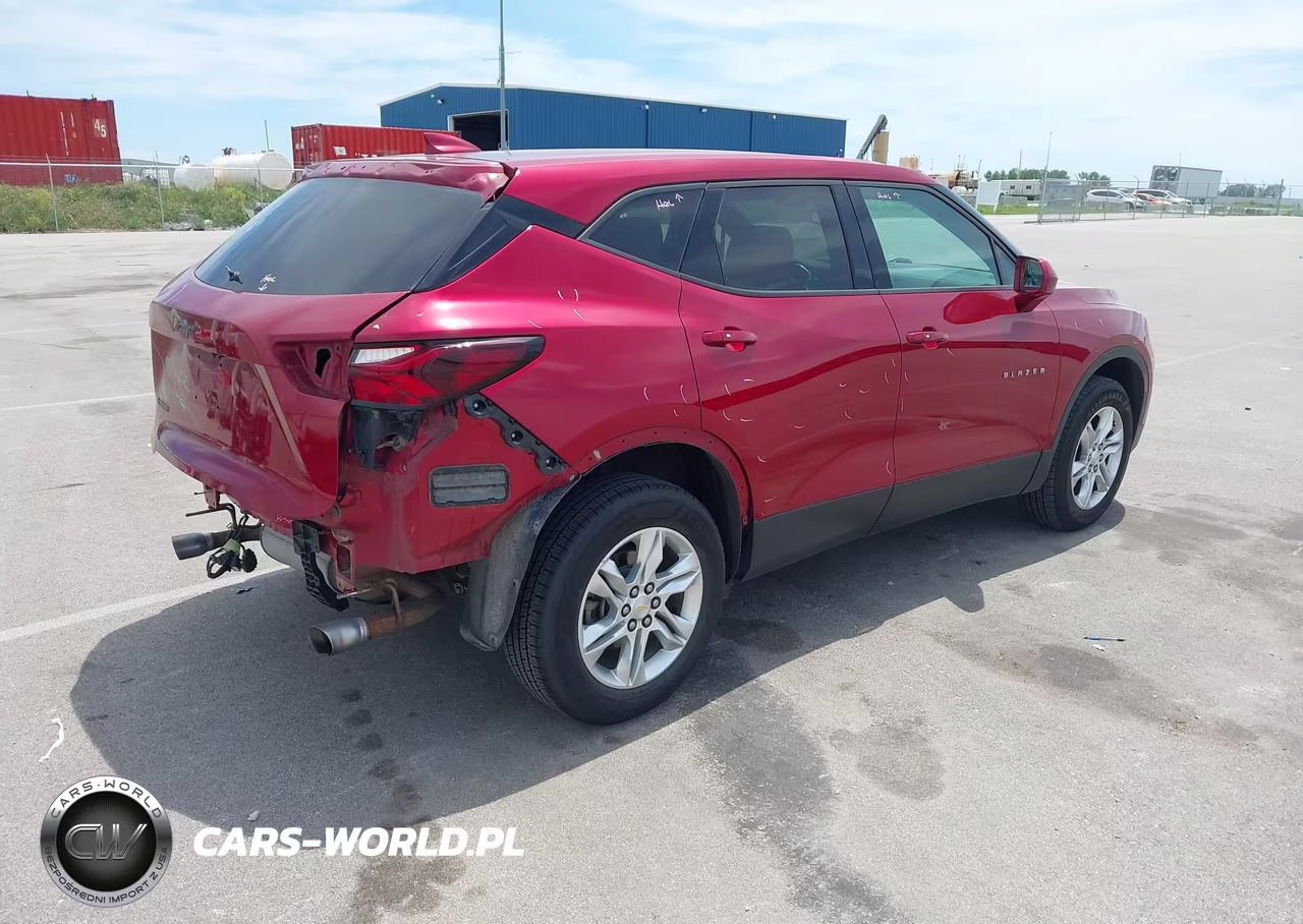 2019 Chevrolet Blazer VIN:3GNKBBRA2KS702351 - 4