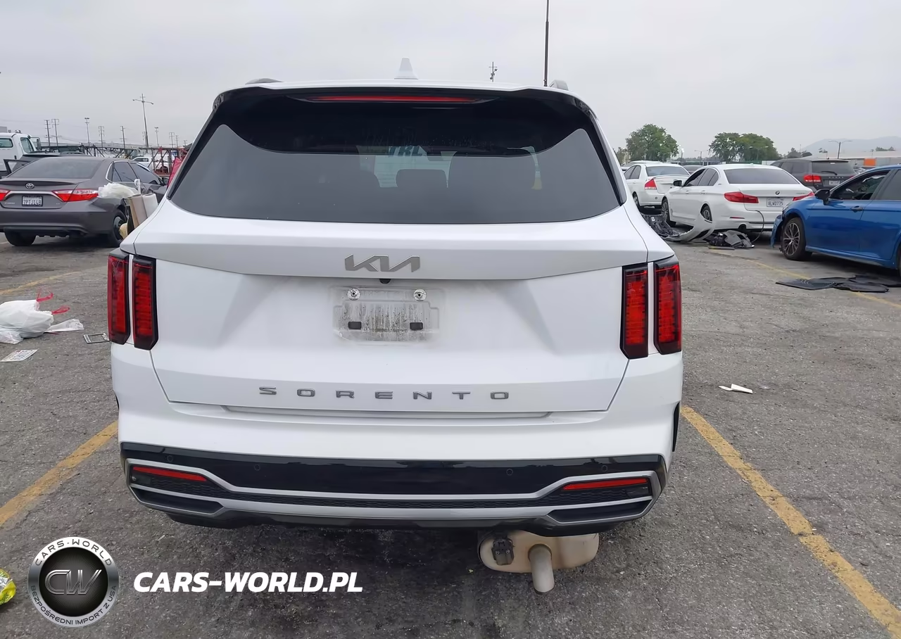 2022 Kia Sorento S VIN:5XYRL4LC3NG132229 - 16