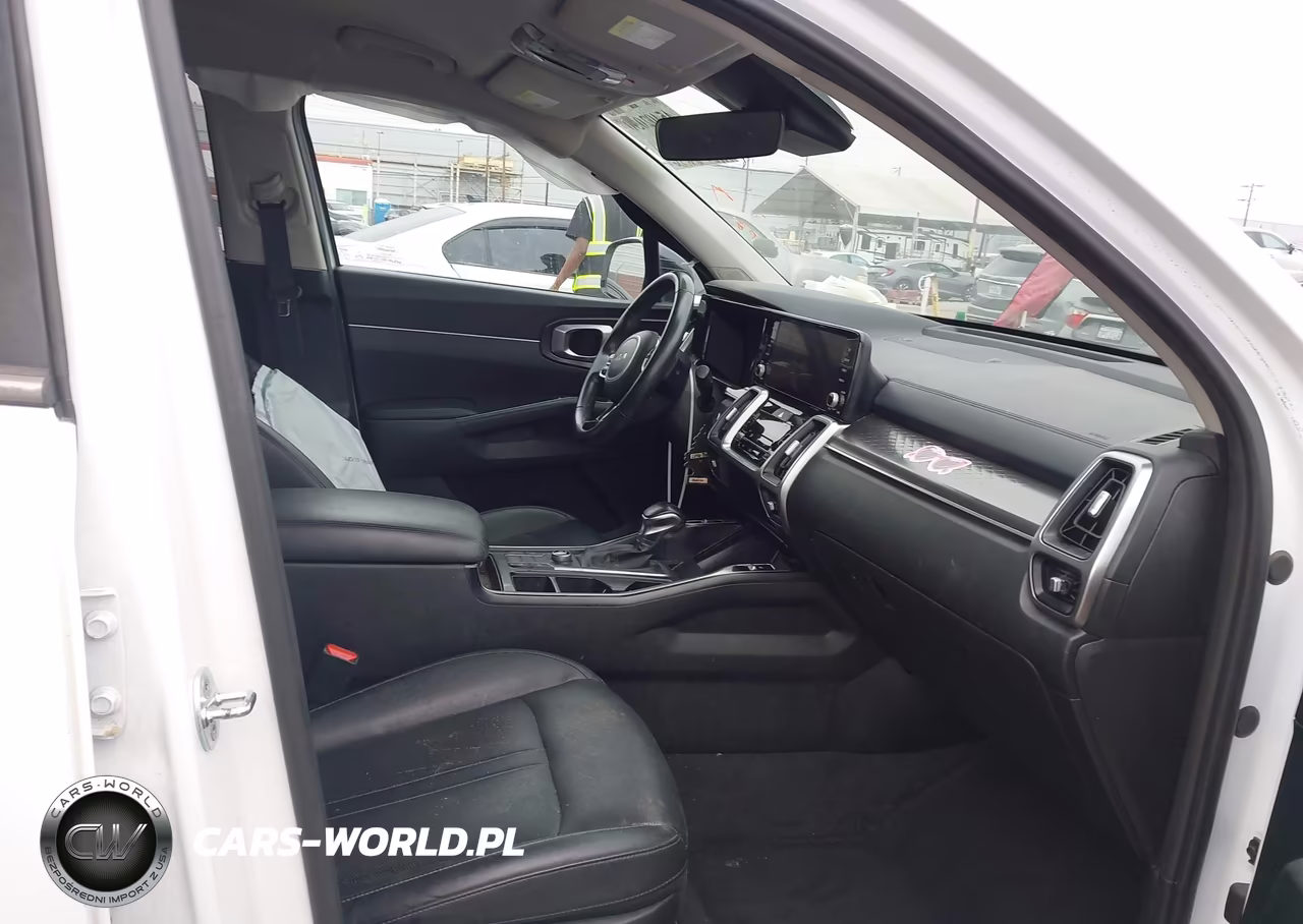 2022 Kia Sorento S VIN:5XYRL4LC3NG132229 - 5