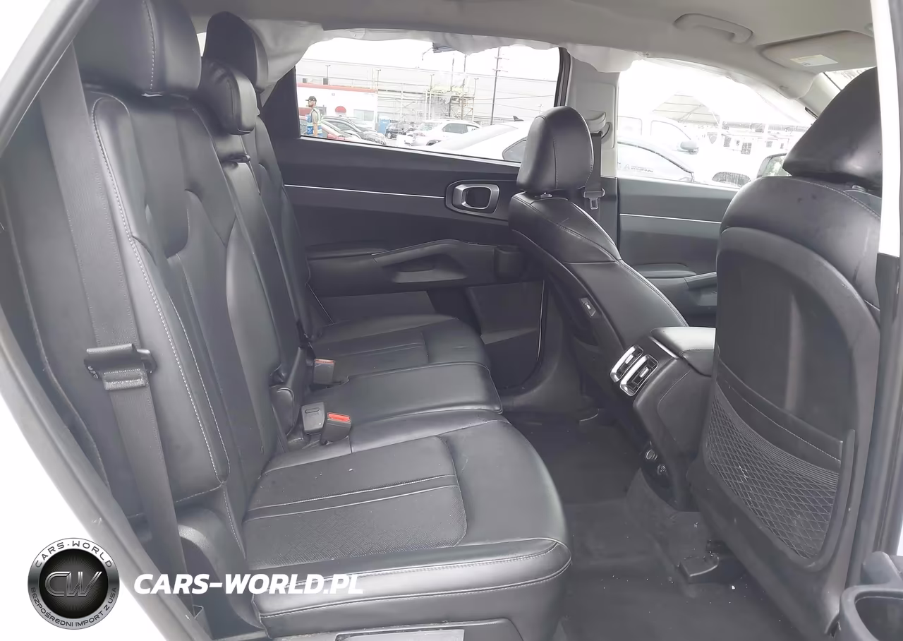 2022 Kia Sorento S VIN:5XYRL4LC3NG132229 - 8