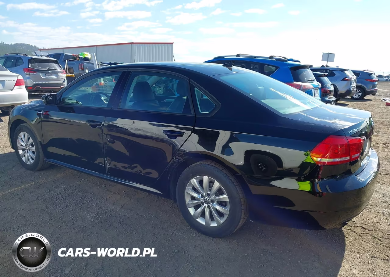 2015 Volkswagen Passat 1.8T Wolfsburg Edition VIN:1VWAT7A36FC080714 - 3
