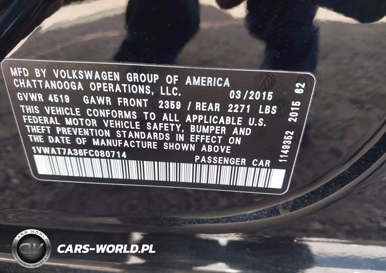 2015 Volkswagen Passat 1.8T Wolfsburg Edition VIN:1VWAT7A36FC080714 - 9