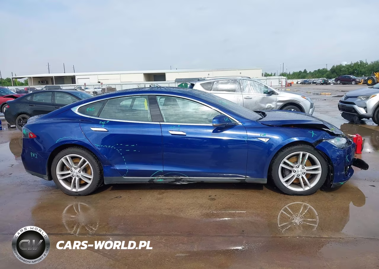 2015 Tesla Model S 70D-85D-P85D VIN:5YJSA1H24FF093827 - 13