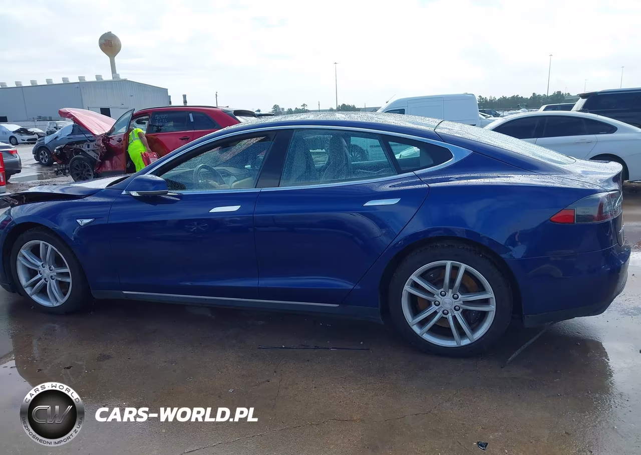 2015 Tesla Model S 70D-85D-P85D VIN:5YJSA1H24FF093827 - 14