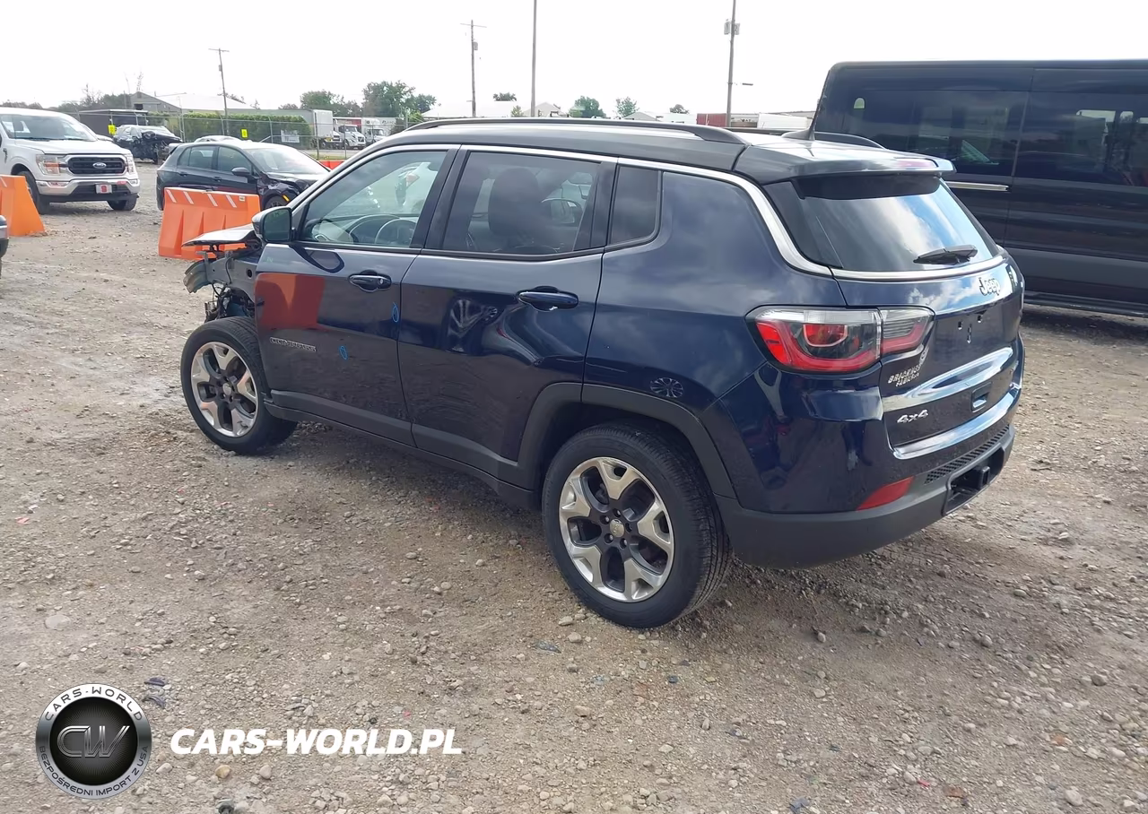 2018 Jeep Compass Limited 4X4 VIN:3C4NJDCB7JT350804 - 3